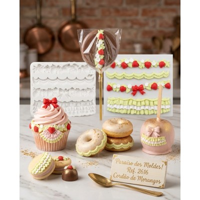 Molde de Silicone Faixas de Morangos e Babados 2635 Confeitaria Biscuit