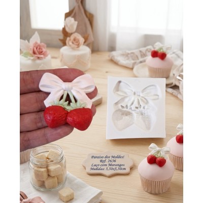 Molde de Silicone Laço com Morangos 2636 Confeitaria Biscuit