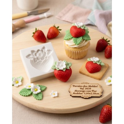 Molde de Silicone Morango com Flor 2639 Confeitaria Biscuit