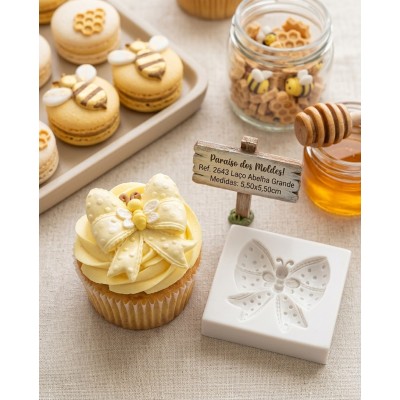 Molde de Silicone Laço Abelha Grande 2643 Confeitaria Biscuit