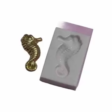 CAVALO MARINHO DOLLY