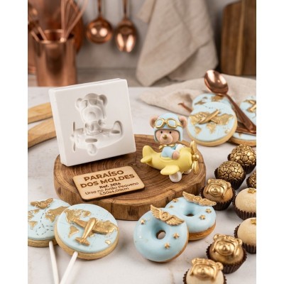 Molde de Silicone Urso no Avião Pequeno 2614 Confeitaria Biscuit