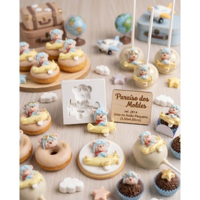 Molde de Silicone Urso no Avião Pequeno 2614 Confeitaria Biscuit