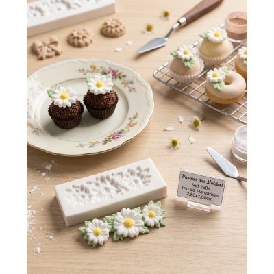 Molde de Silicone Trio de Margaridas Anitta 2604 Confeitaria e Biscuit