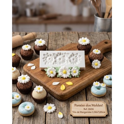 Molde de Silicone Trio de Margaridas Anitta 2604 Confeitaria e Biscuit