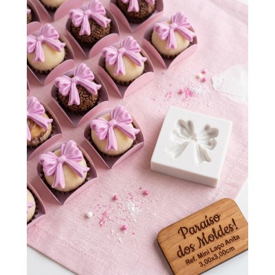 Molde de Silicone Laço Anitta Pequeno 2603 Confeitaria Biscuit