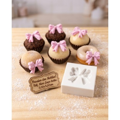 Molde de Silicone Laço Anitta Pequeno 2603 Confeitaria Biscuit