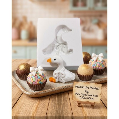 Molde de Silicone Mini Ganso com Chapéu 2601 Confeitaria Biscuit