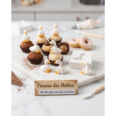 Molde de Silicone Mini Ganso com Chapéu 2601 Confeitaria Biscuit