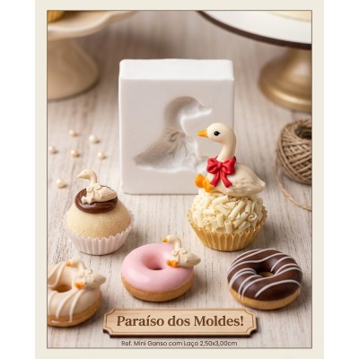 Molde de Silicone Mini Ganso com Chapéu 2601 Confeitaria Biscuit