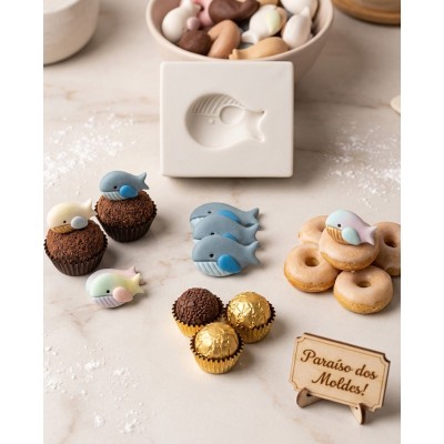 Molde de Silicone Confeitaria Biscuit Mini Baleia 2343