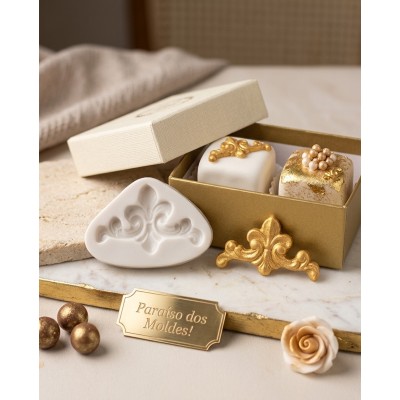 Molde de Silicone Arabesco Flor De Lis Médio - 544